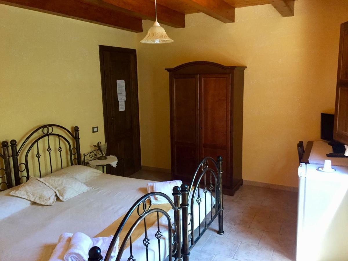 I Carrubi Guest House San Priamo Exterior photo
